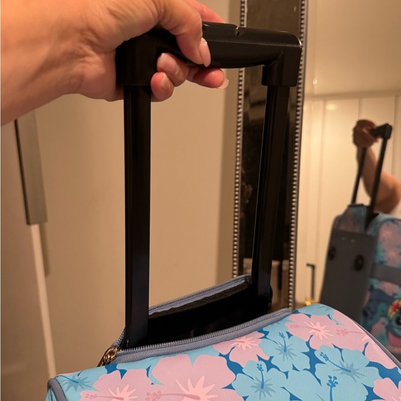 Disney Stitch Floral Travel Bag - Blue and Pink - Picture 5 of 5